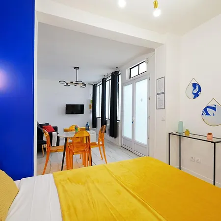 Large With Modern Art Vibes Perfect For 3